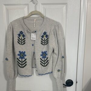 Chinti & Parker Gray Cardigan with Blue Floral Design